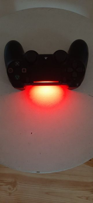 Pad do konsoli ps4