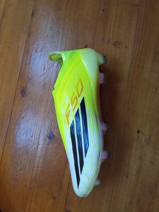 Продам бутси adidas F50 size 40