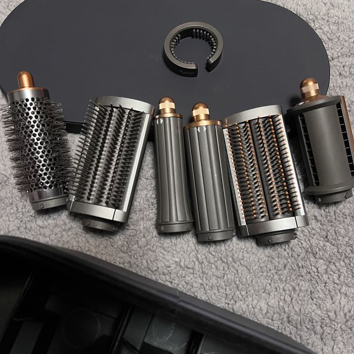 Dyson airwrap стайлер hs05