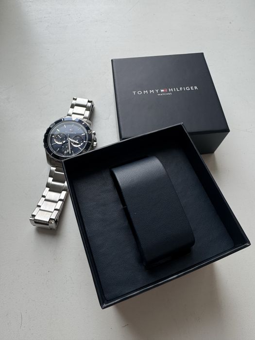 Годинник Tommy Hilfiger