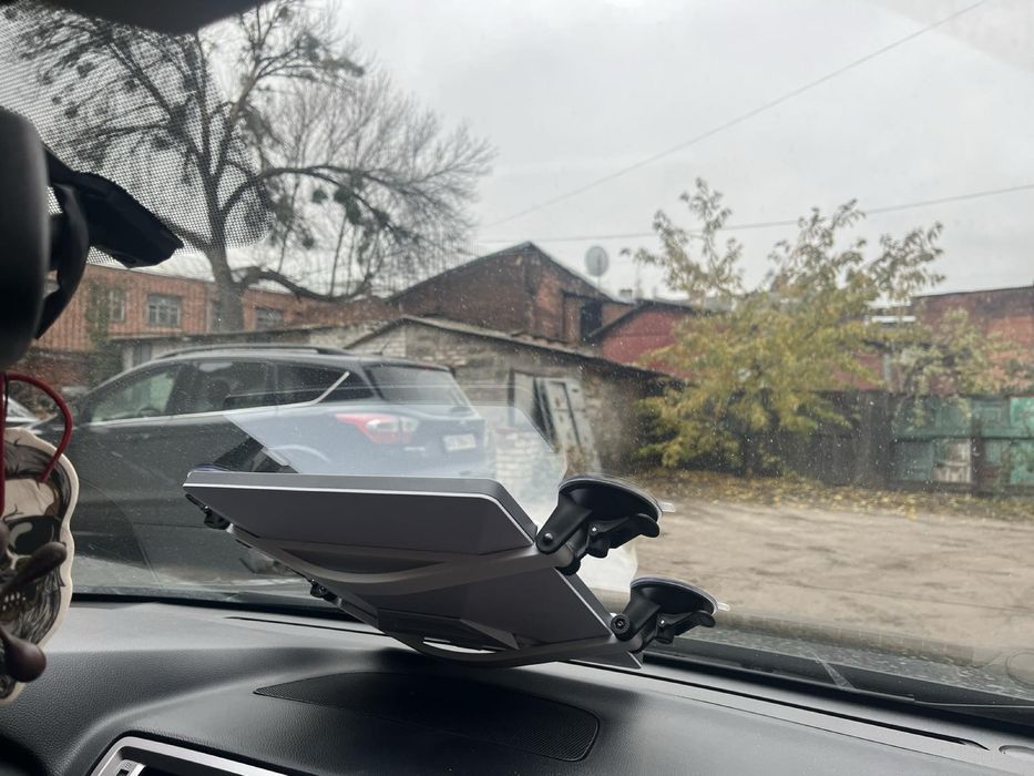 Комплект на авто Starlink Mini. На присосках.