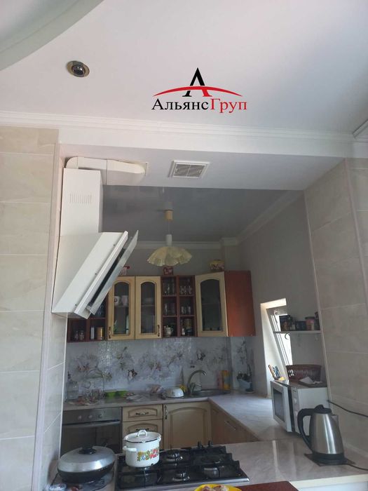 Продаж великого, сучасного будинку.