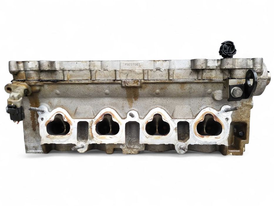 ГБЦ головка блока Citroen C4 Peugeot 206 207 307 1.4