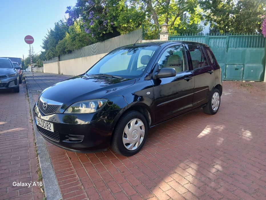 MAZDA 2  1.3 com apenas 120.000km
