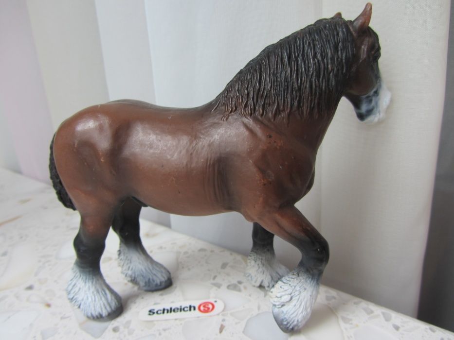 SCHLEICH - Wałach rasy Shire 13247 z 2000 roku (UNIKAT