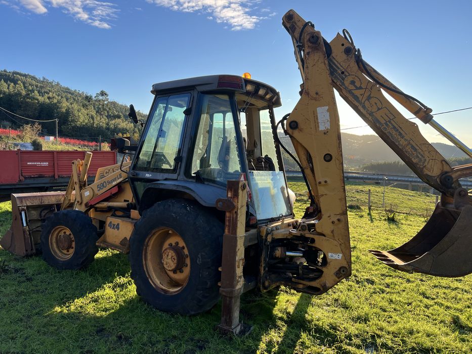 Retroescavadora CASE SUPER LE