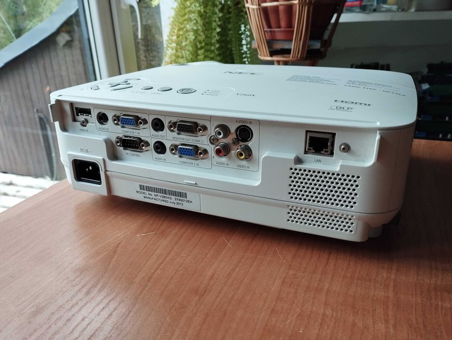 Projektor NEC NP-V260XG