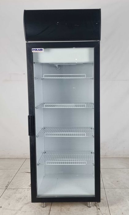 Холодильна шафа-вітрина 