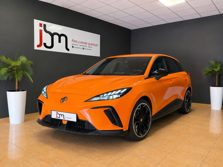 MG MG4 64 kWh Luxury