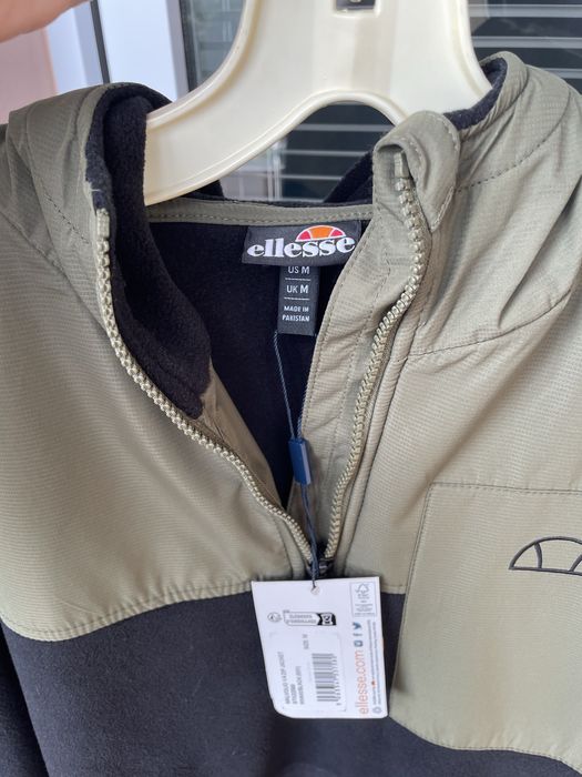 Продам новую мужскую флисовую кофту Ellesse