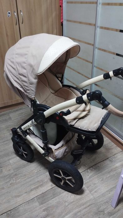 Продам детскую коляску б/у