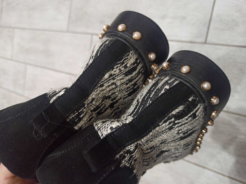 Взуття для дівчини підлітка з перлинами. Черевики river island