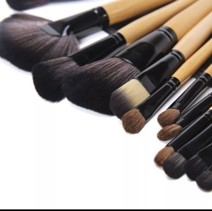 Conjunto de 24 pincéis