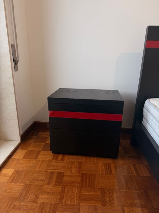 Cama Casal de Cor Preta