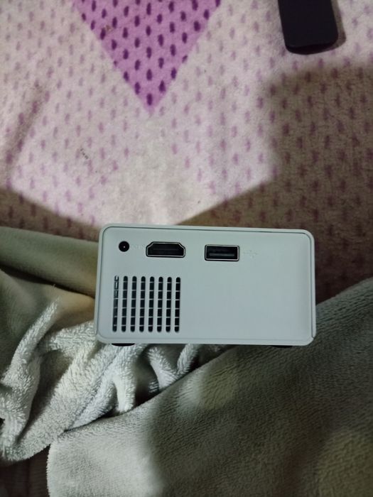 Міні проектор дешево