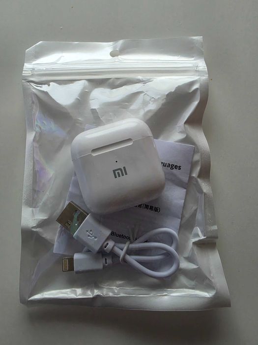 Earbuds/Phone de Ouvido Bluetooth Pro 4 TWS - Sem Fio/Touch - Selados/Novos