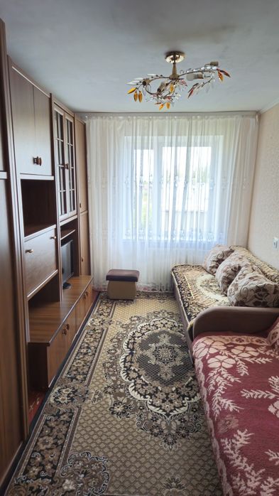 Продається кімната в гуртожитку в центральній частині міста Рожище.