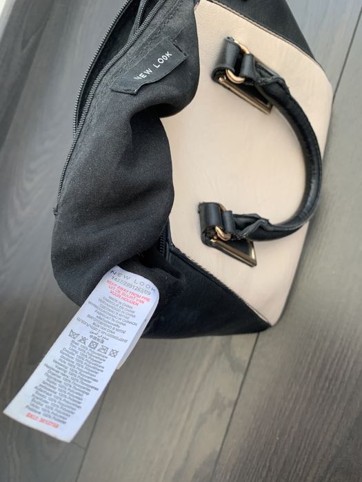 Сумка з ручками та ремінцем через плече