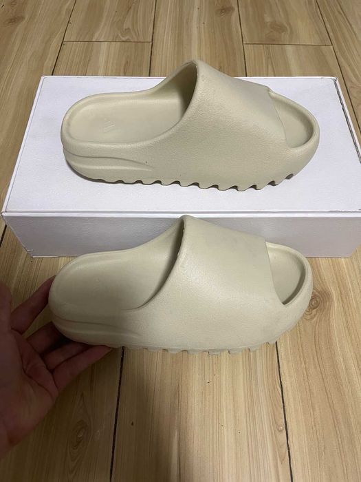 adidas_originals_Yeezy_Slide_Biały 46