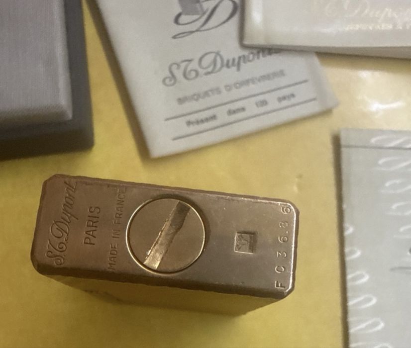 Isqueiro Dupont com caixa original