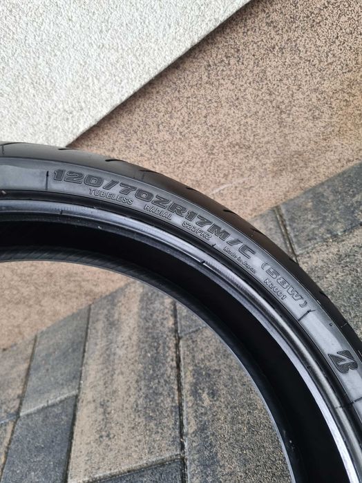 Мотошина Bridgestone Battlax Hypersport S22f 120/70 r1732021 рік