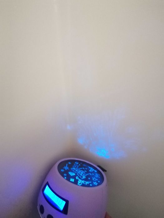 Relogio despertador com projector