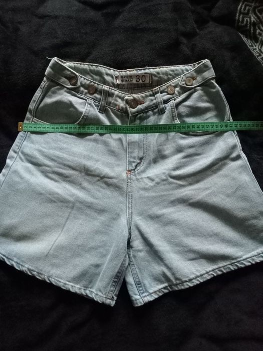 Джинсові шорти жіночі