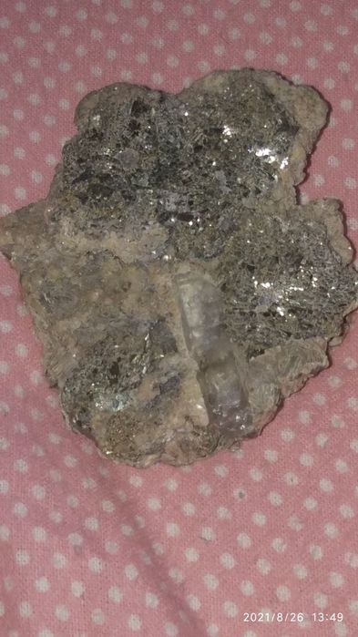 ***Gema cristais e metais semi -preciosos *** Troco