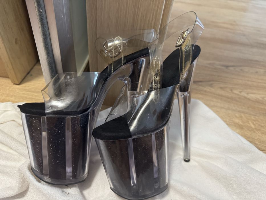 Стріпи pleaser трійки