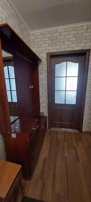 Терміново продається 1-нокімнатна квартира.Виставка.