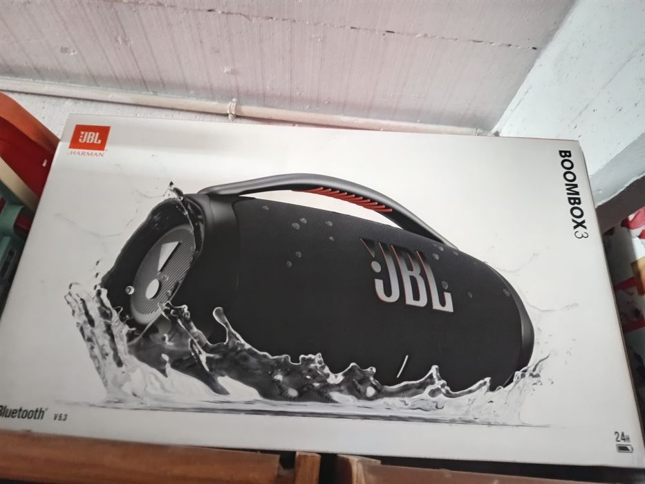 Coluna JBL boomblox 3