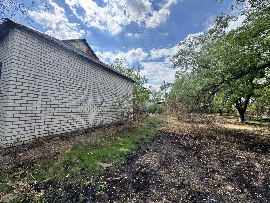 Продаж Адмінбудіілі з власною территорією м.Снігурівка Башт.  р-ну