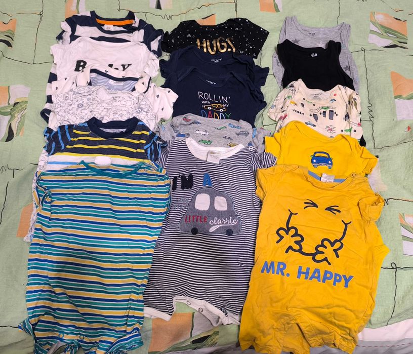 Боди и комбинезоны/ детские вещи 6 мес