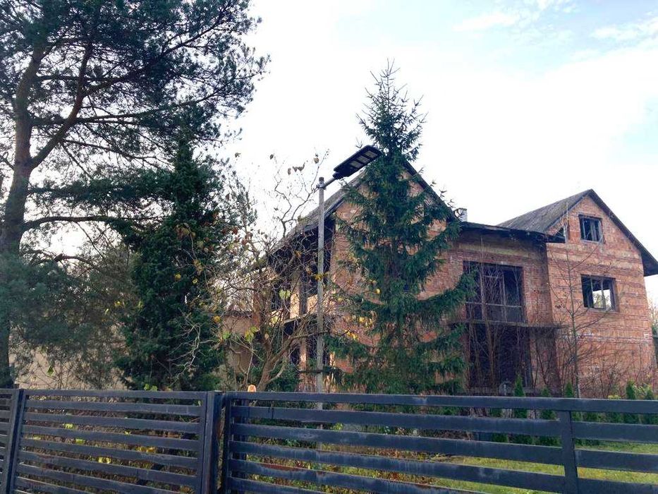 Dom Na Sprzedaż z Bardzo Dużą Działką, 2600 m2, Józefów, k. Warszawy