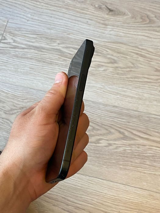 iPhone 15 128 GB CZARNY
