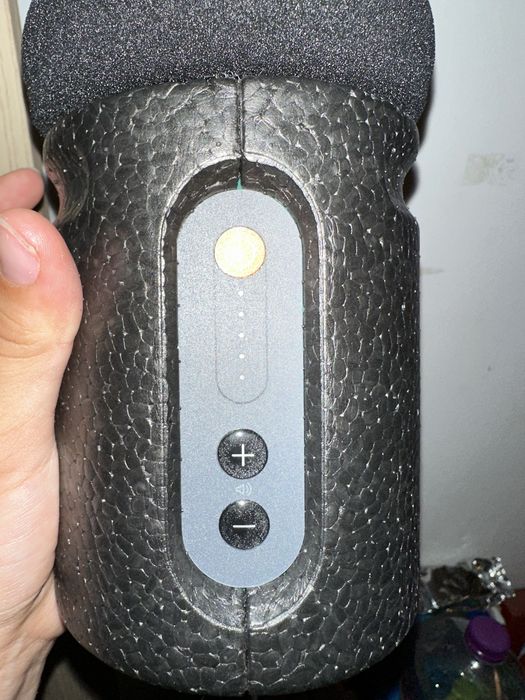 Microfone saltitam