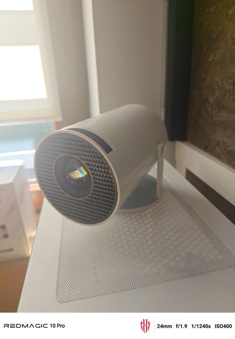 Sprzedam Projektor HY300 PRO