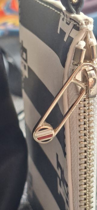 Mala Tommy Hilfiger Iconic nova