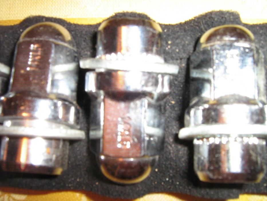 Гайки колесные,крепление ТОЙОТА