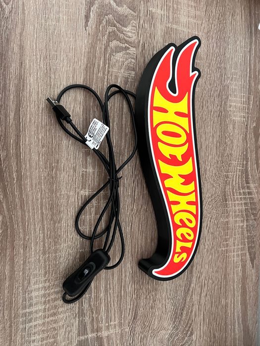 Lightbox Hotwheels