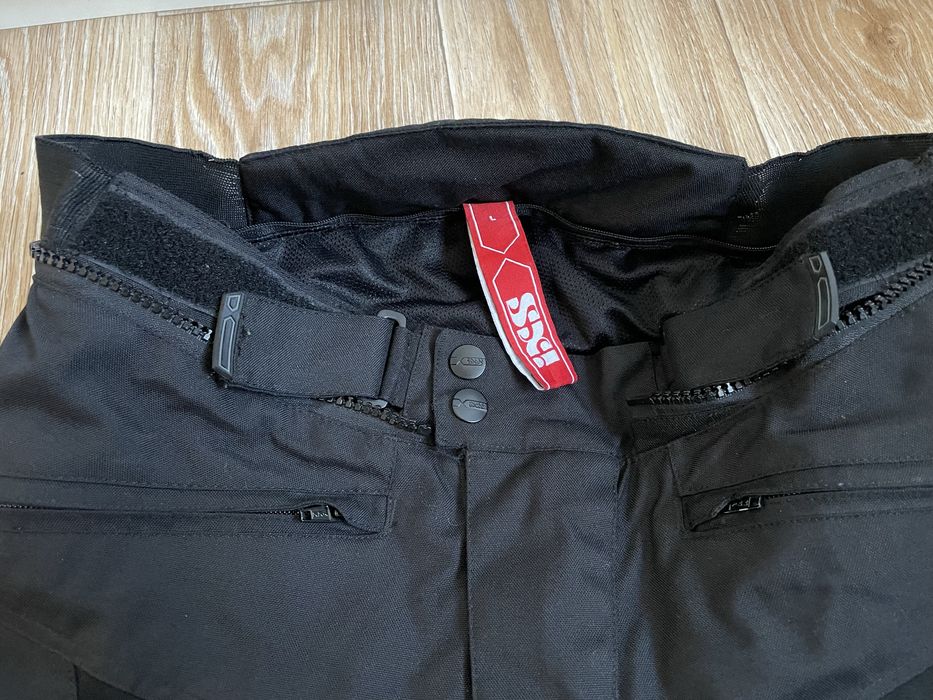 IXS ETON ST-Plus.Топова водонепроникна мотокуртка!Стан нової! L розмір