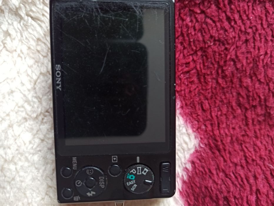 Sony Cyber-shot DSC-W380 червоного кольору