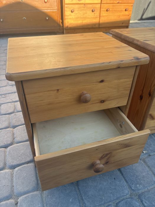 Piękne drewniane szafki sosnowe.Różne rodzaje.Transport.Okazja cenowa