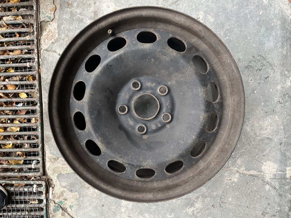 Felga stalowa VW Golf V 16” DIN T2 1K0601 ET50