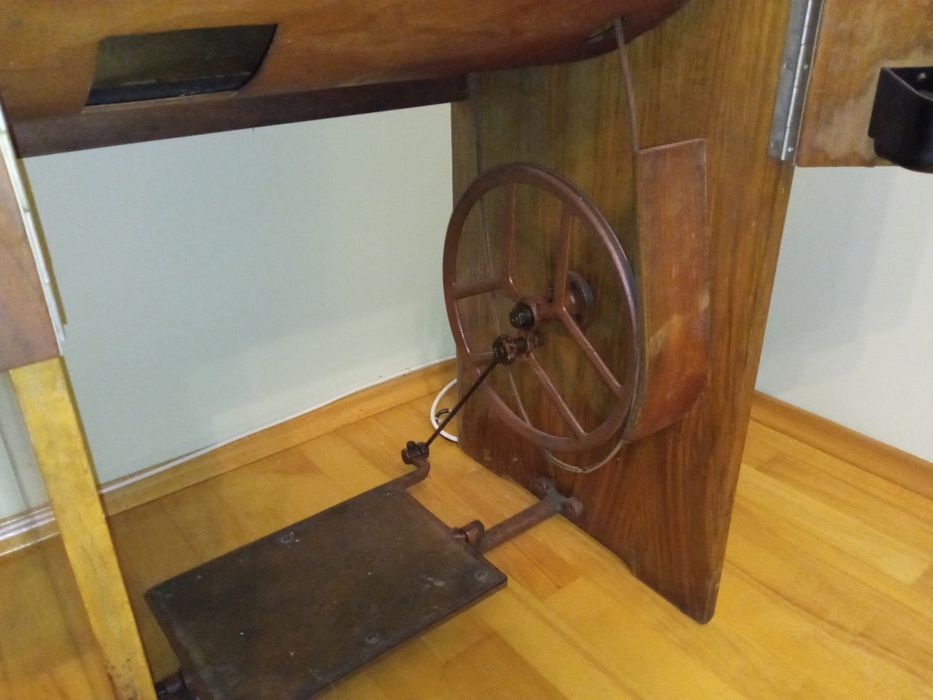 Швейна машина Radom