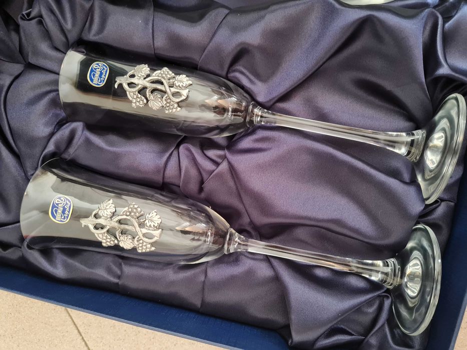 Flutes e balde Crystal Bohemia e estanho