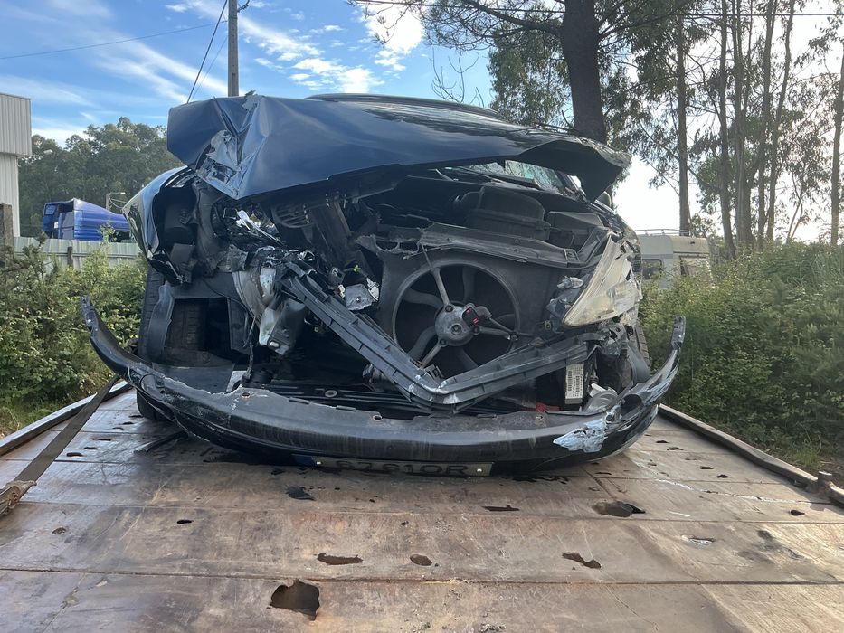 Peugeot 206 ano 2000 1.1 gasolina para peças