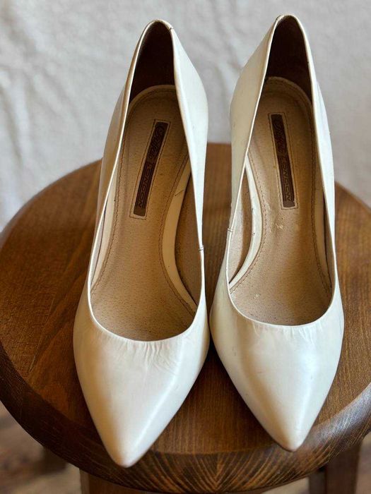 Туфли белые модельные