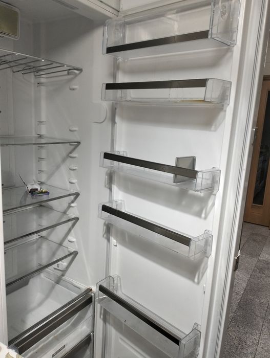 Vendo prateleiras do frigorífico Whirlpool