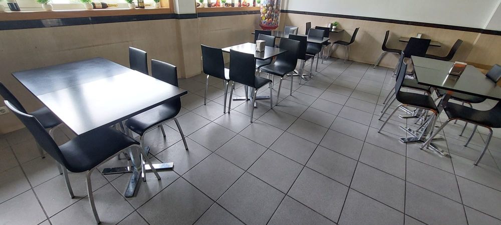 Cadeiras / mesas64551625008257122